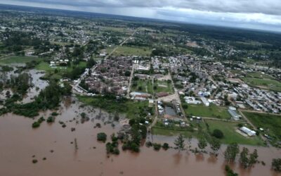 La espuma sobre el río Uruguay es “natural y no presenta riesgos” para la salud