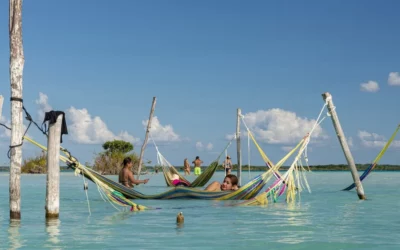 La exótica laguna de Bacalar perdió su color: así quedó uno de los destinos favoritos de los argentinos en el Caribe mexicano